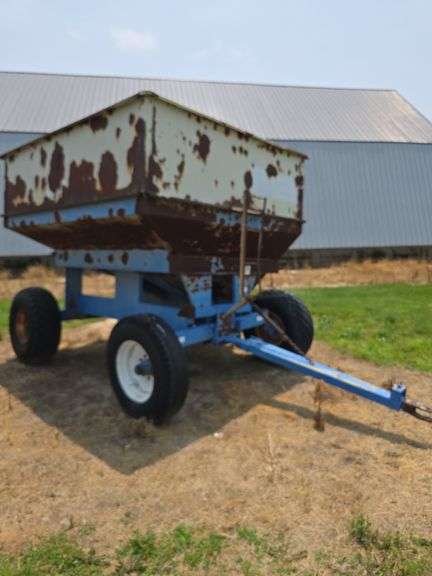 DMI Gravity Wagon