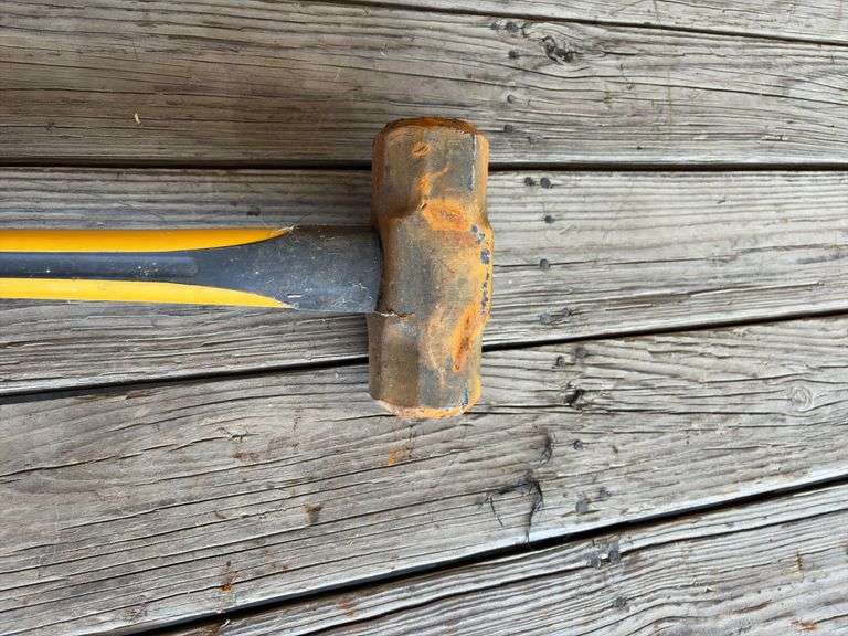 Yardworks 12lb Sledgehammer