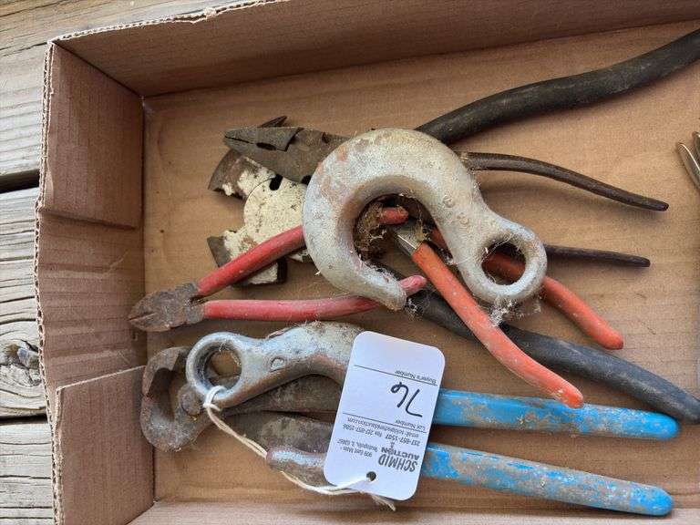Snips, chain hooks, nail puller and misc