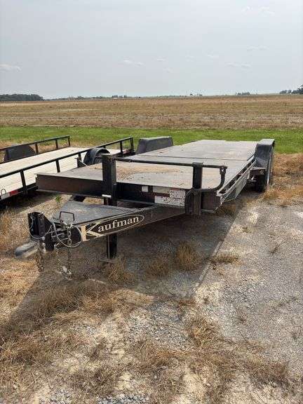 2020 Kaufman 7x24 tilt trailer, steel floor, HD Axles, Front Duals, Front toolbox