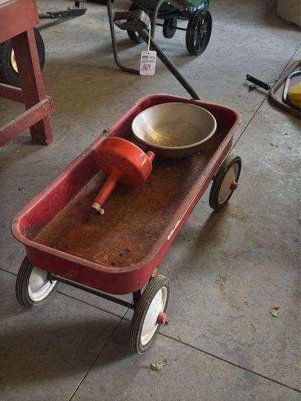 Radio Flyer Red Wagon