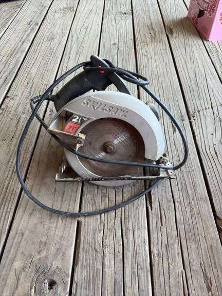 Skilsaw 7-1/4" electric circular saw