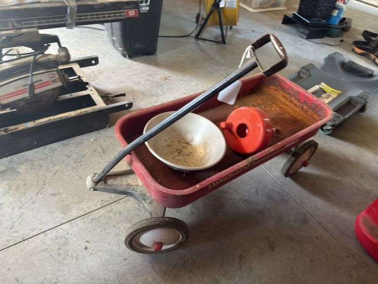Radio Flyer Red Wagon