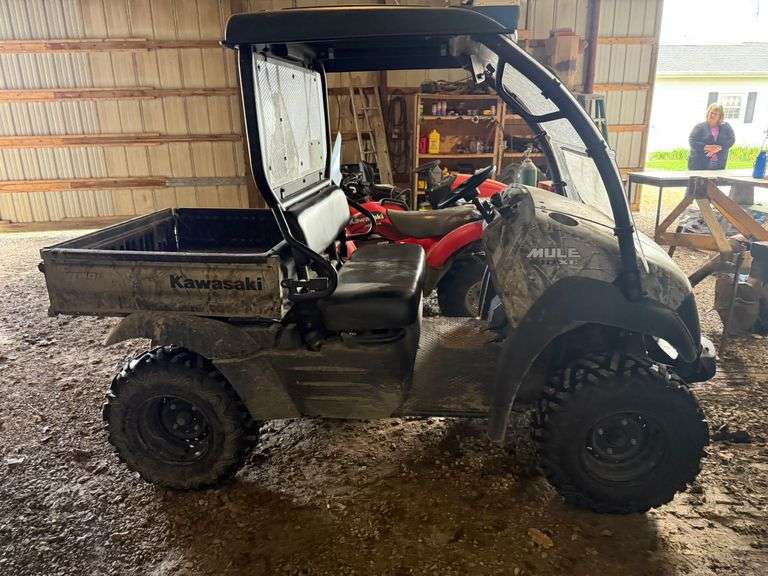 2011 Kawasaki 610XC UTV side by side 1,231 hrs. runs & drives new front tires, shed kept and driven slow, new front tires  JK1AFEE17BB500515.