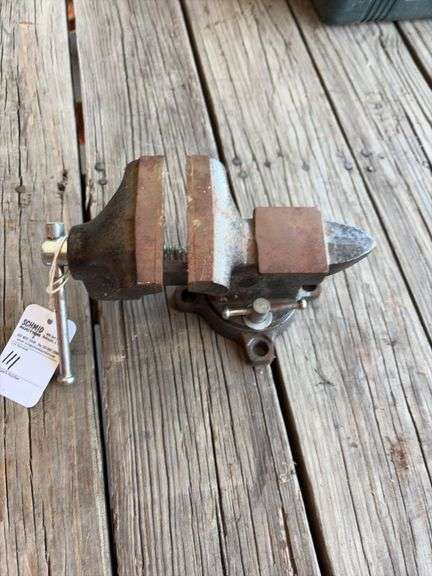 Buffalo 4'' Table Vise