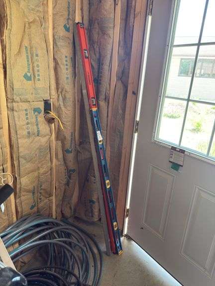 3 Levels, Like New, 2 6ft and 1 4ft