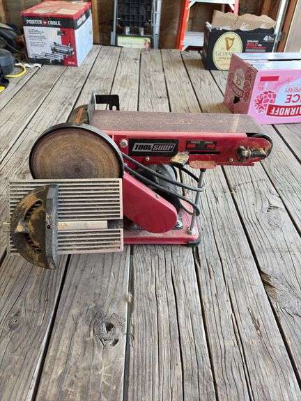 Tool Shop 4" belt / 6" disc sander