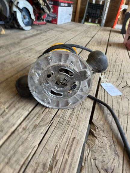 Dewalt 1 3/4'' Router