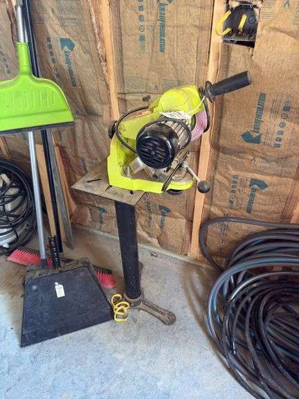Chain Sharpener on stand