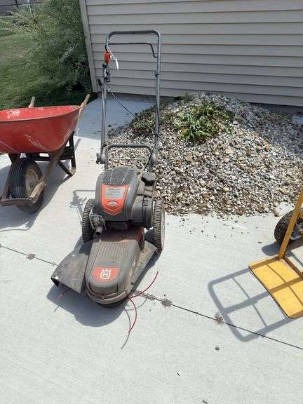Husqvarna HU675 Weedeater