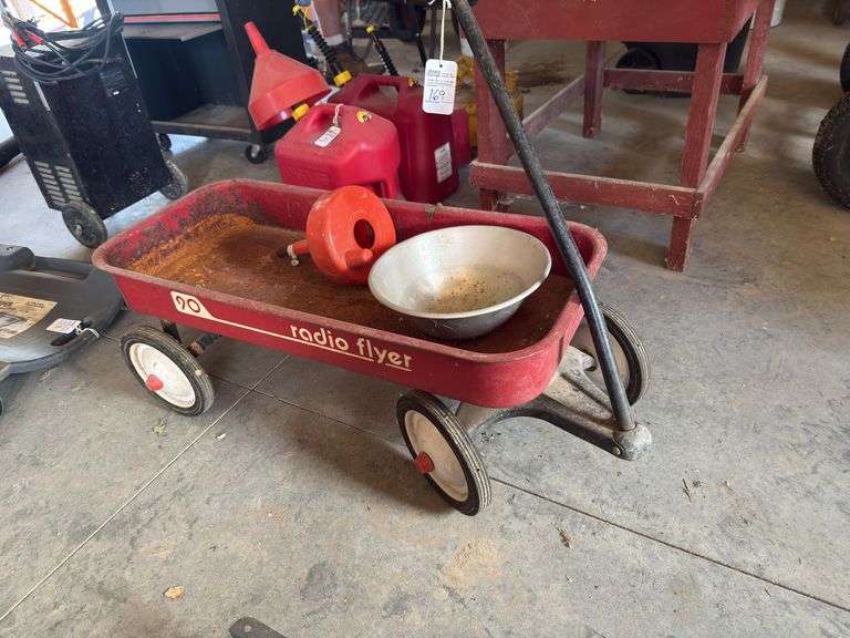 Radio Flyer Red Wagon