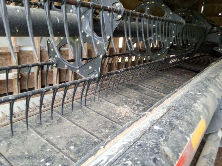 2006 Case IH 2062 Draper Head, 36ft, Case IH Hook Ups