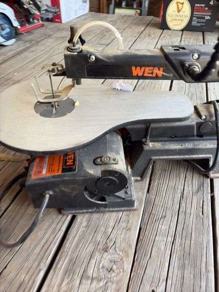 Wen 16'' Variable Speed Scroll Saw