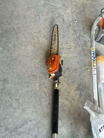 Stihl KM 131R Edger, Like new, also comes with limb saw and extension