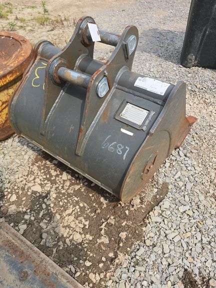 24'' Mini Excavator Bucket