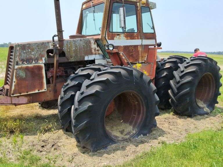 Case 2670 4wd Tractor, 3pt, small 1000pto, buyer must load.