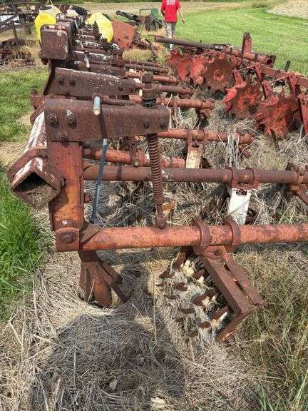 8 Row 3pt Strip Freshener