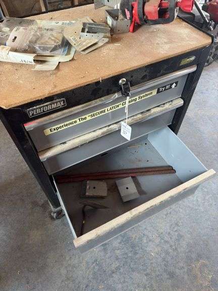 Performax Roll Around Toolbox, 32'' Tall, 27'' wide
