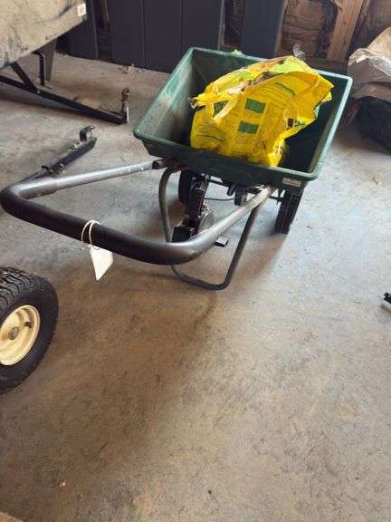 Push Type Fertilizer Spreader with open bag of lawn care