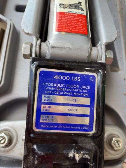 4000lb Hydraulic Floor Jack