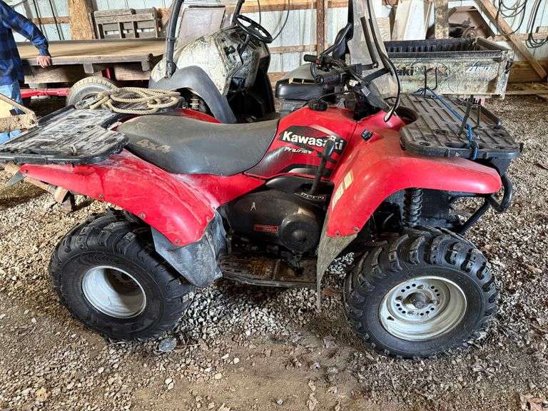 2001 Kawasaki Prairie 4wd four wheeler ATV 1,347 miles ran when parked 2 years ago newer tires vin JKAVF8A11B532481.