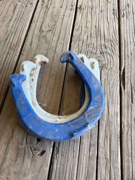 4 Horseshoes