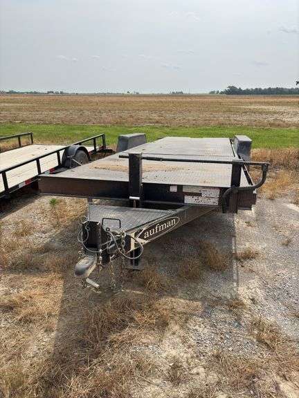 2020 Kaufman 7x24 tilt trailer, steel floor, HD Axles, Front Duals, Front toolbox