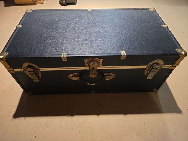 Seward trunk