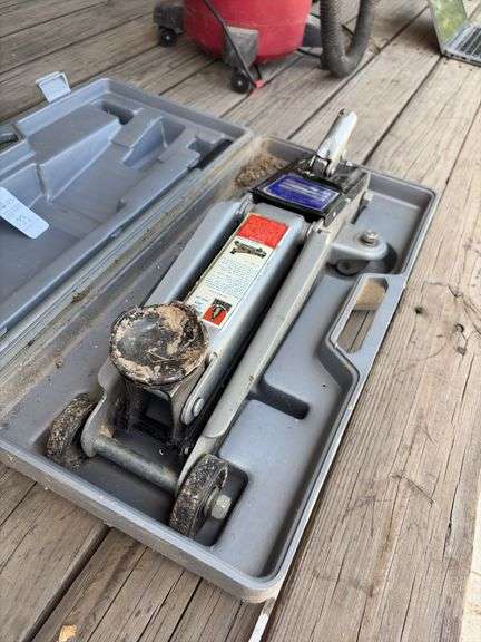 4000lb Hydraulic Floor Jack