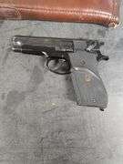Smith and Wesson Model 39 with case, 9mm Automatic, s/n- 83683