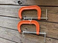 2 6'' Clamps, like new