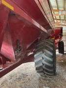 2012 J&M 1000 Grain Storm, 20'' Auger, 900/60R32, Roll Tarp, Rear Camera, Extended Reach, Big 1000pto, Hydraulic Auger Sliding System, s/n- 2899.