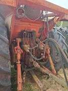 IH 1566 Tractor, Full Front Weights, 2 New batteries, was sitting for 5 years but now is running, 18.4-38 duals, 2 remotes, small 1000pto, hours unknown