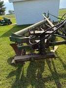 Oliver 5 bottom moldboard plow 3pt.