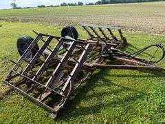 16' Harrigator hydraulic lift