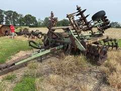 John Deere Disc with rear hitch