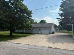 Tract 1• 1280 Sq. Ft. 1 owner home 1 story, 2 bedroom, 1 full bath & a ¾ bath, kitchen, dining room, living room, brick fireplace w/gas log (can burn real wood), 504 square ft. garage & 1250 Sq. Ft. garage w/heat w/heat & drain,  hardwood floors in part of house, sun room, city of Casey utilities, hot water heat, central air, on demand hot water heater, whole house back up generator on natural gas, .614 Acres (6/10’s of an acre) Located in Sec. 20, Casey Township, Clark County, IL (Tract 1 is a by the tract not by the acre. Home was built in 1965. ANYTIME THERE IS A BID ON ANY TRACT WITH LESS THAN 3 MINUTES LEFT,3 MINUTES WILL BE ADDED!