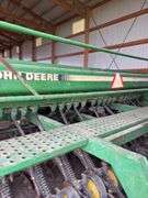 John Deere 750 Wheat Drill, 15ft, Front Dolly Wheels, 7 1/2'' spacing, s/n- NOO750X016600.