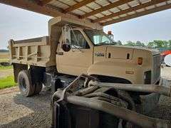 1994 Topkick Dump Truck, Cat 3116 6.6ltr, Good Tires, Automatic, 10ft Bed, Cat Diesel, Grain Chute, 133,885 miles, VIN-IGDM7H1J5R503772