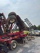2021 McFarlane Incite 5124, 24ft, single basket, 3 bar harrow, Hyd Gang Adjust from 3-9 degree, s/n- 24479.