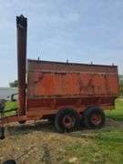 UFT Grain Cart, Tandem Axle, 700 bushel, small 1000pto, 2 remotes, Roll Tarp