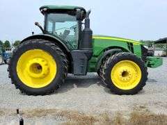 2015 John Deere 8295R Tractor, 4,032 hours, Front Duals 380/80R38, ILS Suspension, Power Shift, Rear Duals , 5 Remotes, 3pt, Rear inside and rear outside weights, Power Beyond, Big 1000pto, Leather, Deluxe Cab, Full Front weights, s/n- 1RW8295RCFP105204 (click on documents for spec sheet)