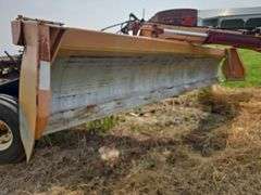 Hurricane 140R Hyd. Blade, Hyd. Tilt, 3 remotes, Good Tires, Rear Weight Box
