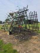 John Deere 960 Field Cultivator, rear hitch, S-Tine, 5 Bar Harrow, 30ft.