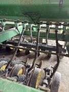 John Deere 750 Wheat Drill, 15ft, Front Dolly Wheels, 7 1/2'' spacing, s/n- NOO750X016600.