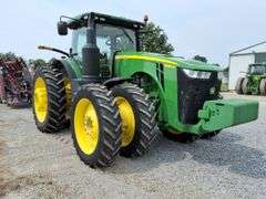 2015 John Deere 8295R Tractor, 4,032 hours, Front Duals 380/80R38, ILS Suspension, Power Shift, Rear Duals , 5 Remotes, 3pt, Rear inside and rear outside weights, Power Beyond, Big 1000pto, Leather, Deluxe Cab, Full Front weights, s/n- 1RW8295RCFP105204 (click on documents for spec sheet)