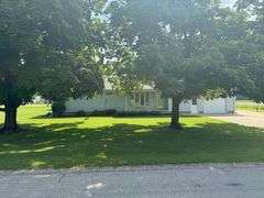 Tract 1• 1280 Sq. Ft. 1 owner home 1 story, 2 bedroom, 1 full bath & a ¾ bath, kitchen, dining room, living room, brick fireplace w/gas log (can burn real wood), 504 square ft. garage & 1250 Sq. Ft. garage w/heat w/heat & drain,  hardwood floors in part of house, sun room, city of Casey utilities, hot water heat, central air, on demand hot water heater, whole house back up generator on natural gas, .614 Acres (6/10’s of an acre) Located in Sec. 20, Casey Township, Clark County, IL (Tract 1 is a by the tract not by the acre. Home was built in 1965. ANYTIME THERE IS A BID ON ANY TRACT WITH LESS THAN 3 MINUTES LEFT,3 MINUTES WILL BE ADDED!