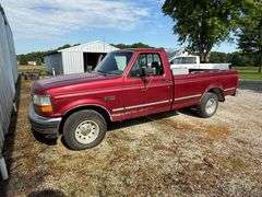 1994 Ford F150 pickup truck 125,241 miles, runs & drives, reg cab, 8' bed Maroon vin 1FTEF15N9RNA19130.