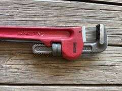 New 24'' Tool Shop Pipe Wrench