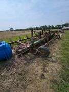 3pt Ridger with hyd leveling bar.